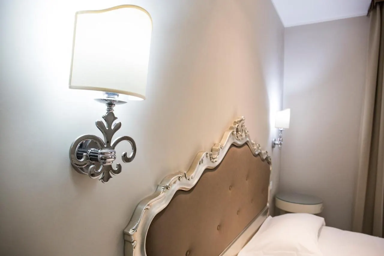Hotel Al Castello Verona 2*,  Italy